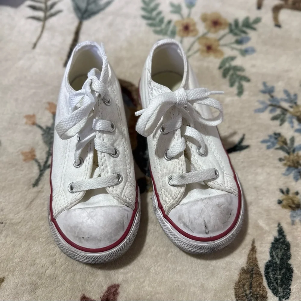 Converse Classic White Kids Sneakers size 9